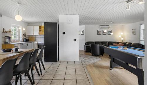 Six-Bedroom Holiday Home