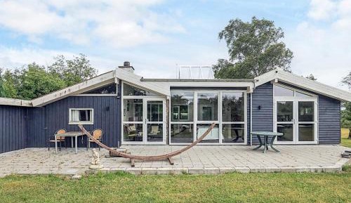 Three-Bedroom Vacation Home 