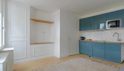 One-Bedroom Apartment