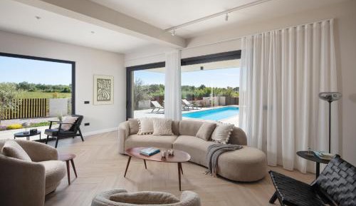 Villa with Sea View