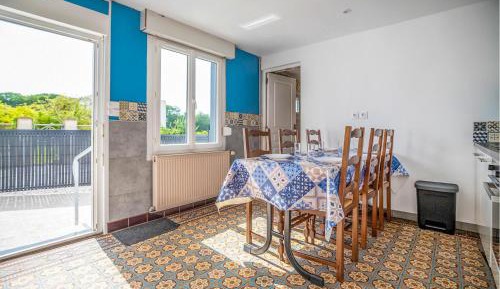 Three-Bedroom Vacation Home 