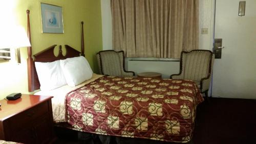 KING BED WITH SOFA (Non Smoking)