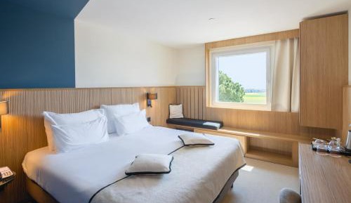 Superior Double or Twin Room - Lake Side