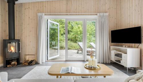 Five-Bedroom Holiday Home
