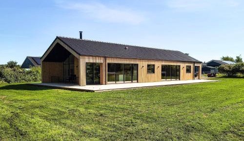 Four-Bedroom Vacation Home