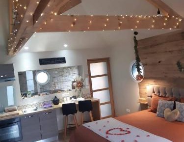 Queen Room with Spa Bath