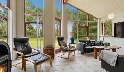 Three-Bedroom Vacation Home 