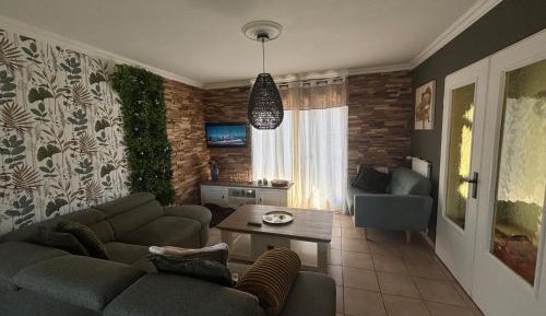 Three-Bedroom Vacation Home 