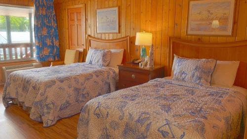 Deluxe Double Room with Two Double Beds - Non-Smoking