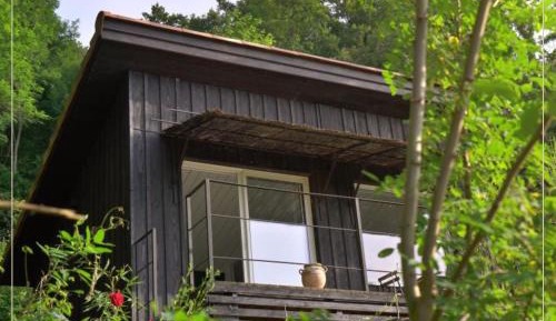 Studio with Mountain View