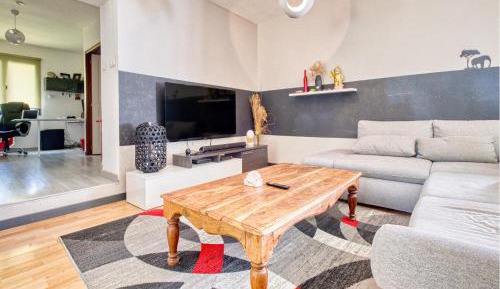 Three-Bedroom Vacation Home 