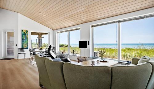 Three-Bedroom Vacation Home 