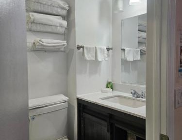 Suite with Garden View