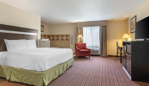 King Room with Spa Bath - Non Smoking