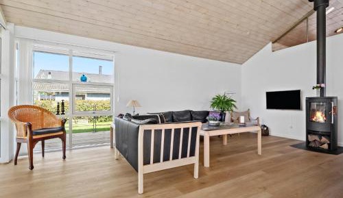 Three-Bedroom Vacation Home 