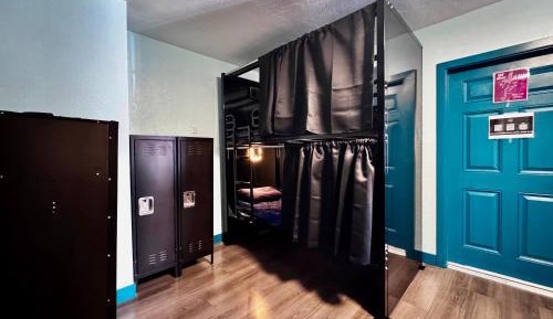 Bed in 10-Bed Mixed Dormitory Room