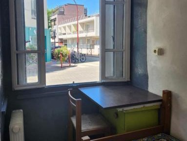 Apartment With Shared Bathroom