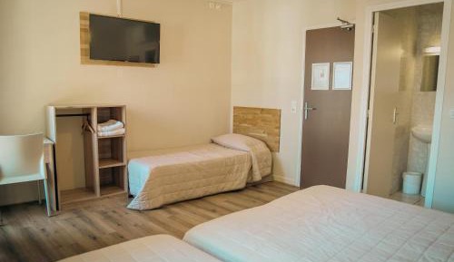 Comfort Triple Room with Shower