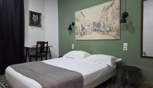 Double Room with Private Bathroom