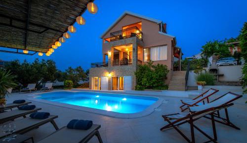 Villa with Private Pool