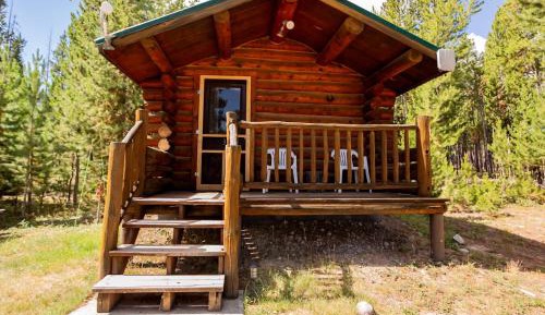 Single Room with Mountain View