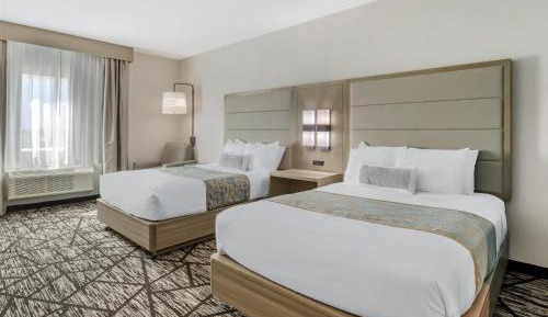Queen Room with Two Queen Beds - Non-Smoking