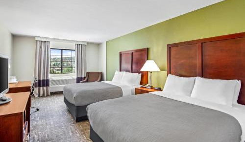Queen Room with Two Queen Beds - Non-Smoking