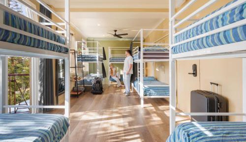 Bed in 10-Bed Mixed Dormitory with Balcony