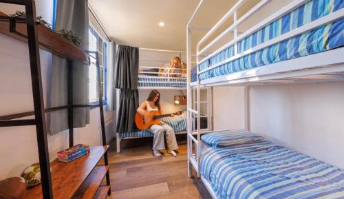 Private Room with Shared Bathroom