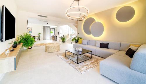 Four-Bedroom Vacation Home