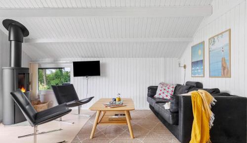 Two-Bedroom Holiday Home