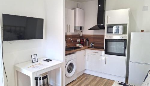 One-Bedroom House
