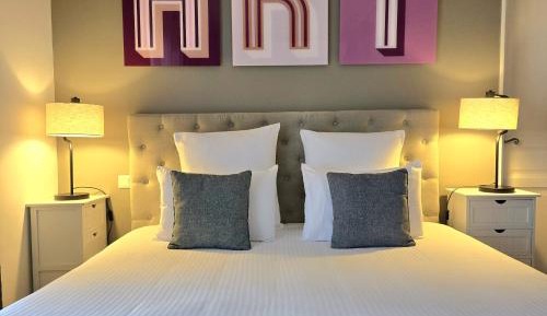 King Room with Pool View