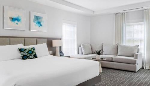 Junior Suite with Garden View
