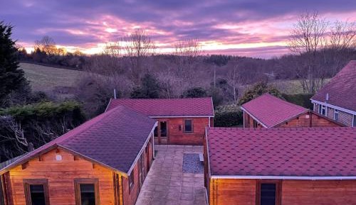 Single Story Log Cabin