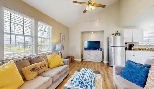 Three-Bedroom Vacation Home 
