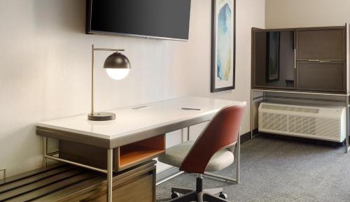 Standard King Room - Mobility Accessible