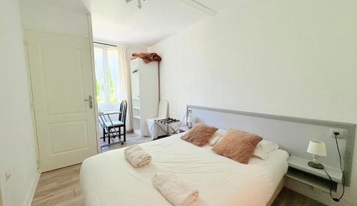 Double Room with Private Bathroom