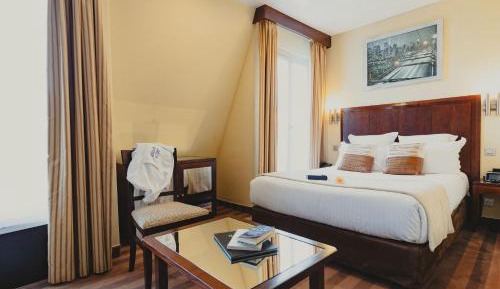 Deluxe Double Room with Balcony