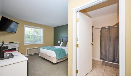 Queen Room - Disability Access