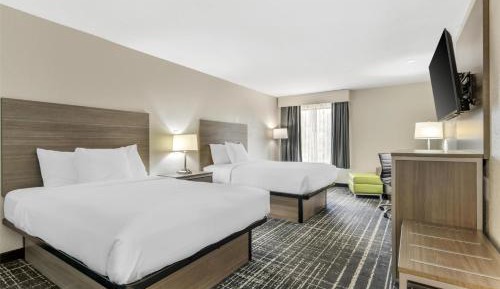 Queen Room with Two Queen Beds - Non-Smoking