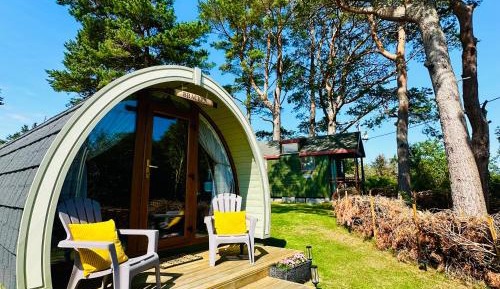 Villa with Garden View