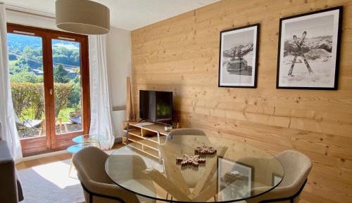 Two-Bedroom Apartment with Terrace