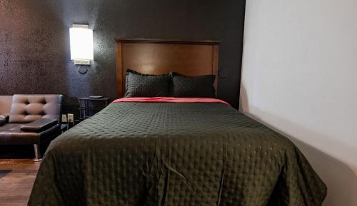 King Suite with Spa Bath