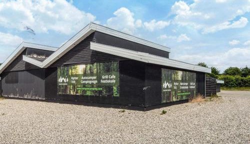 One-Bedroom Vacation Home