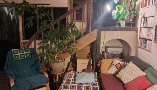 Family Room with Garden View