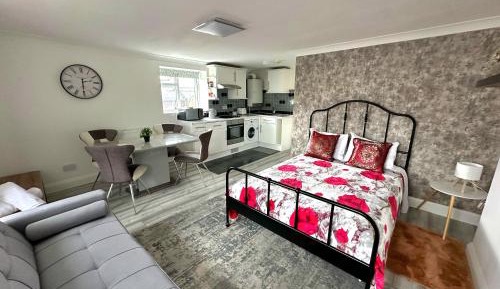 Deluxe Double Room with Bath