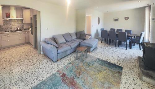 Three-Bedroom Vacation Home 