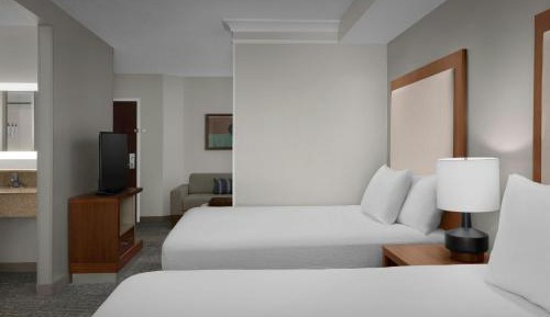 Queen Suite with Two Queen Beds and Trundle Sofa