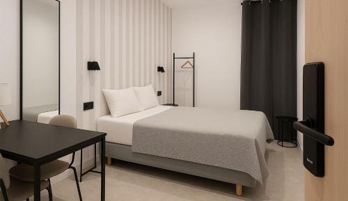 Double Room with Shared Bathroom